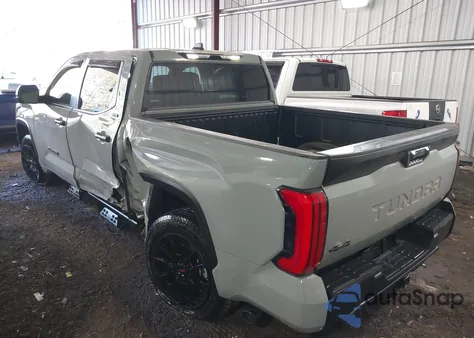 2024 Toyota Tundra Sr5 из США, поврежденный, VIN 5TFLA5DB8RX210238